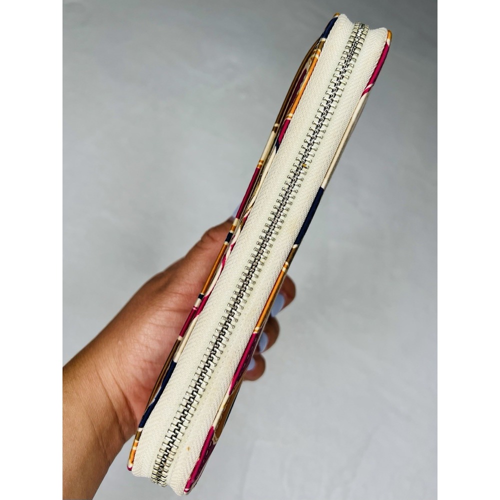 Coach Womens Signature Satin Multicolor RARE Zip‎ Wallet Holds 16 Credit Cards - Picture 11 of 13